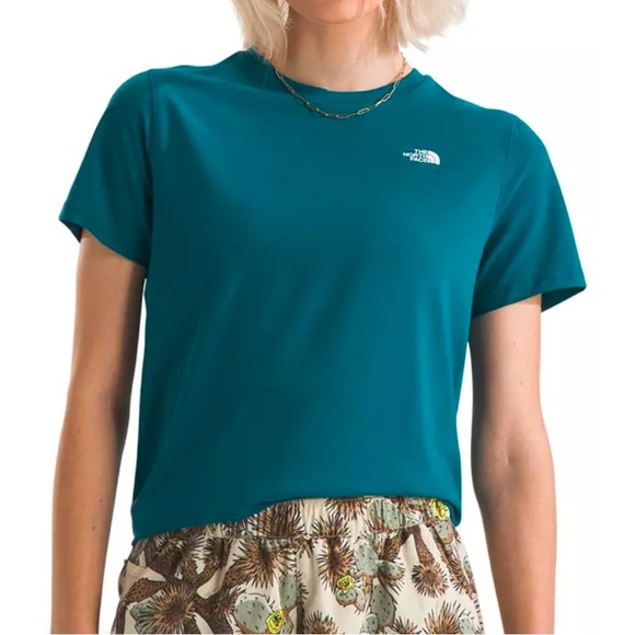 The North Face Standard Fit Crew Tee! Loosefit - Picture 6 of 6